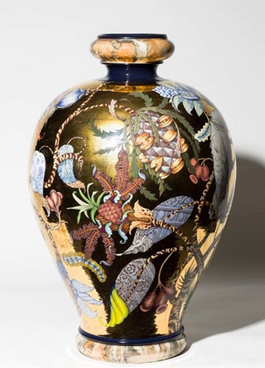 Large vase decorated by Stephen Bowers Ceramic Artist and exhibited at the Queensland Art Gallery (photo courtesy Queensland Art Gallery).